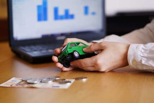 How Disruptions in Supply Chains Influence Car Pricing